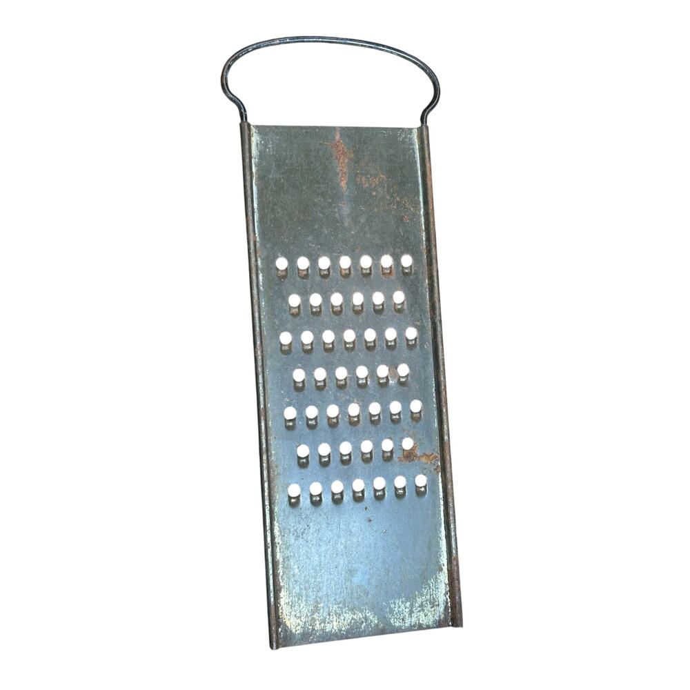 American Vtg Metal- Rustic Rusted Kitchen Wall Decor- Food Cheese Grater- 13x4"